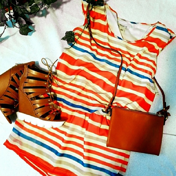 Arden B Tops - 🌞3/$25 ARDEN B Bright mini dress or tunic top